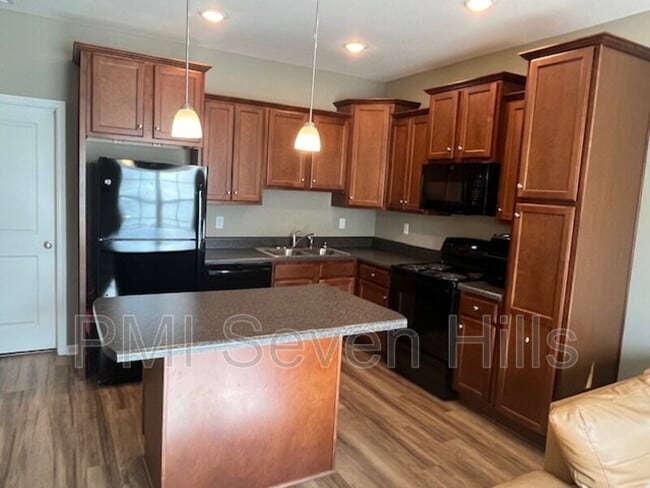 Photo - 1994 Green Castle Ln