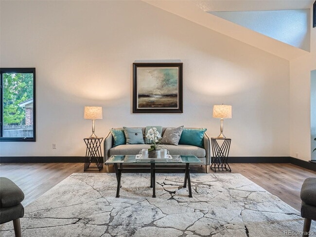 Building Photo - "Spacious 5-Bedroom Retreat with 3 Full Ba... Rental