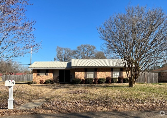 Building Photo - 4310 Idalou Dr Rental