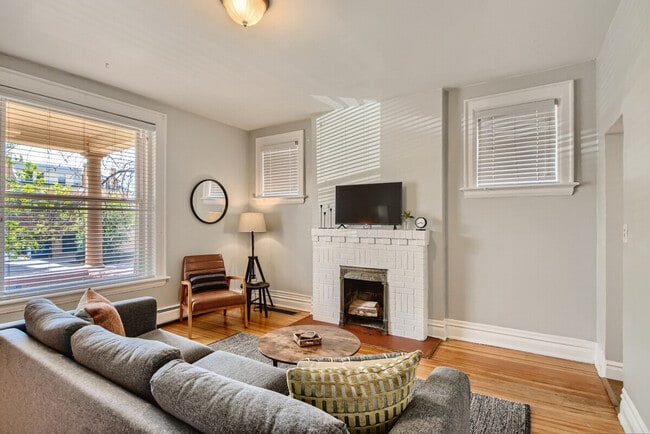 Building Photo - 1660 N Gaylord St Unit ID1026280P Rental