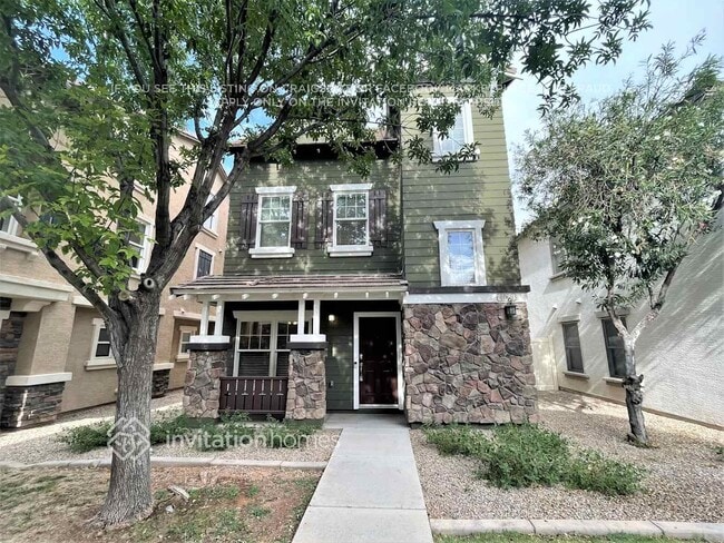 Building Photo - 4069 E Windsor Dr