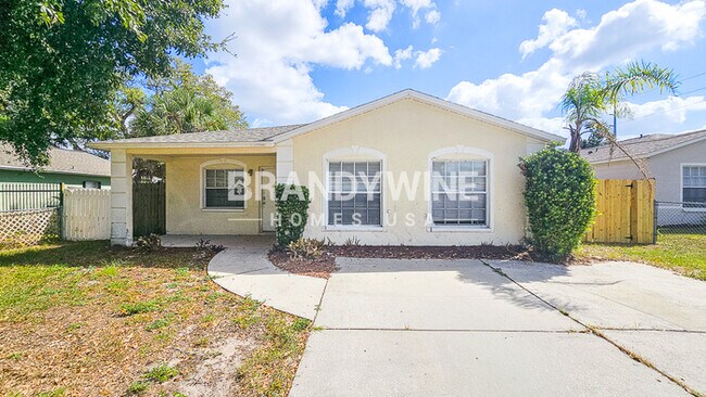 8705 Ruth Pl