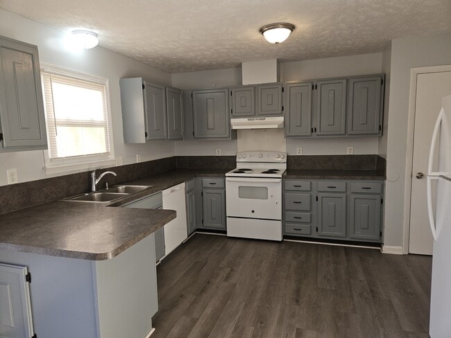 Photo - 5845 Hunting Ridge Rd