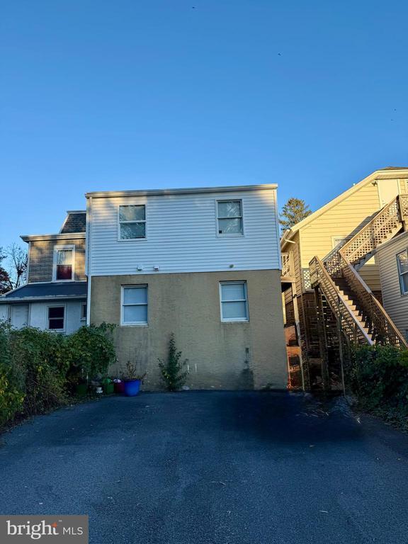 Photo - 232 Center St Unit 1