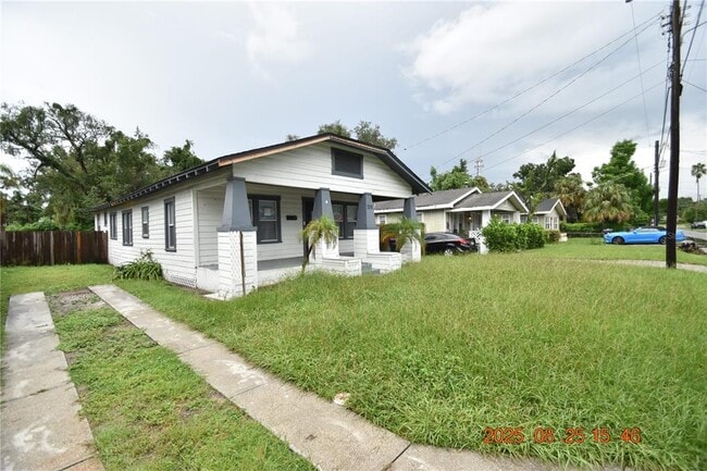 Photo - 205 W Haya St