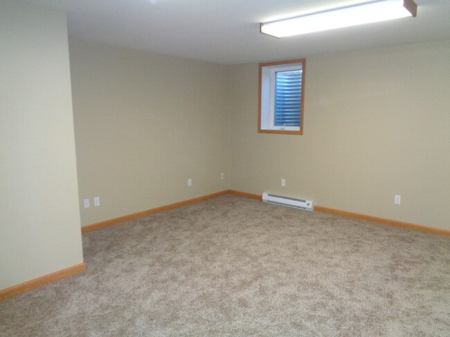 Photo - 2 Bedroom, 2 1/2 Bathroom Townhome on West End