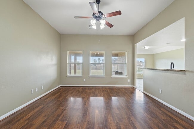 Photo - 18875 Maverick Ranch Rd E