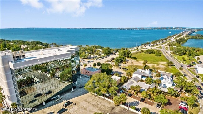 Photo - 1219 E Strawbridge Ave Unit 4