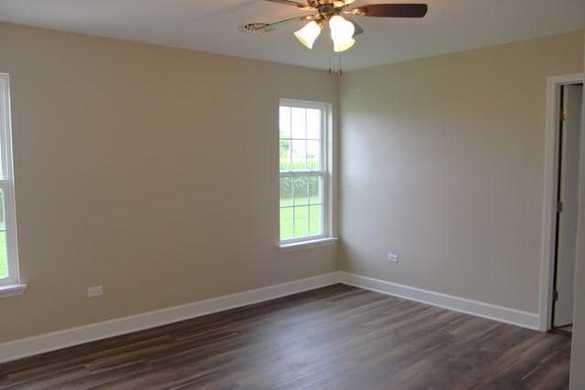 Photo - 520 Carriage Ct