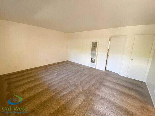 Photo - 315 Bellerose Dr Unit #2