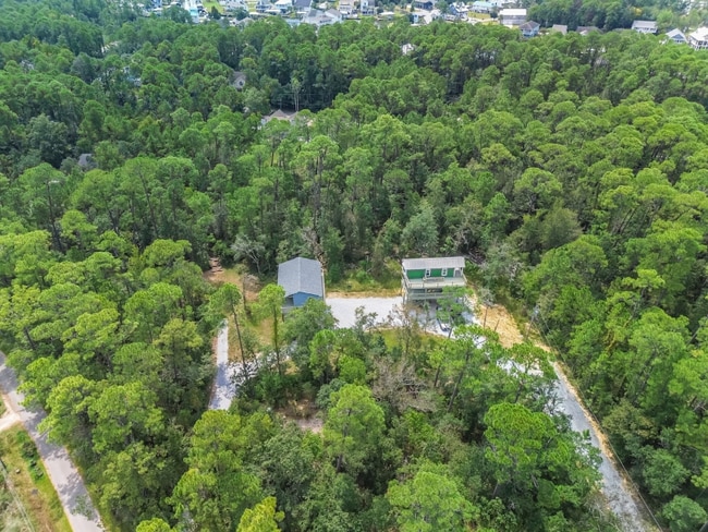 Photo - 589 Bernard Street