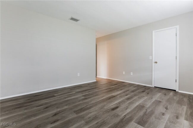 Photo - 7509 Mesa St