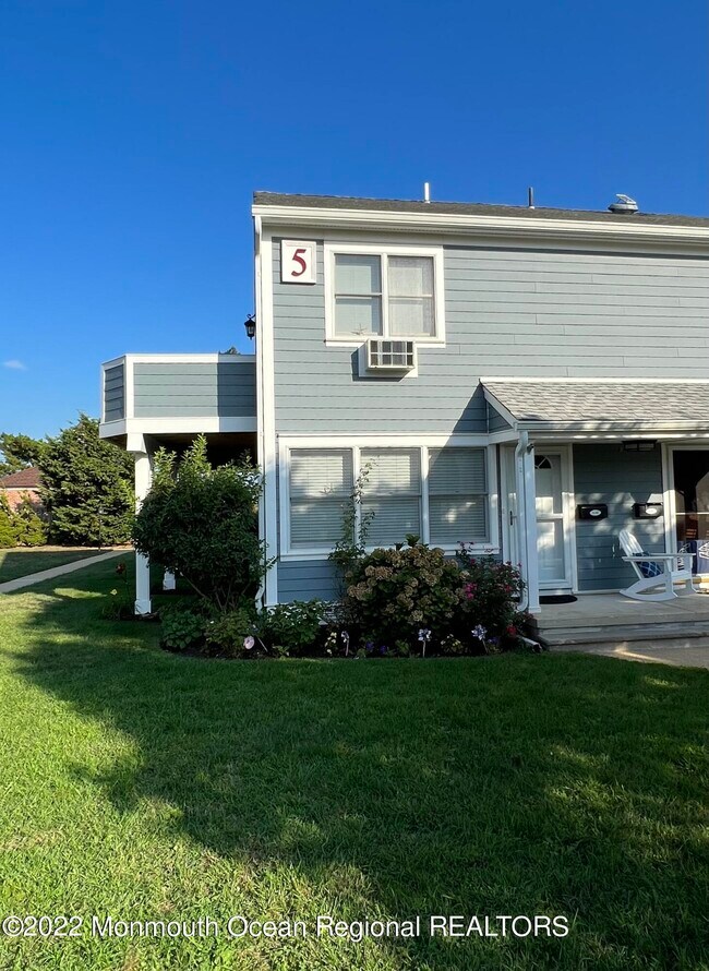 100 Seaview Ave 5-10A  