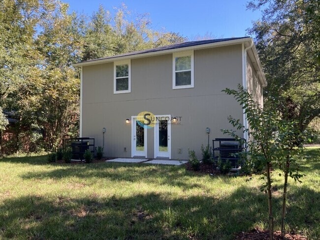 Photo - 1284 Orton St