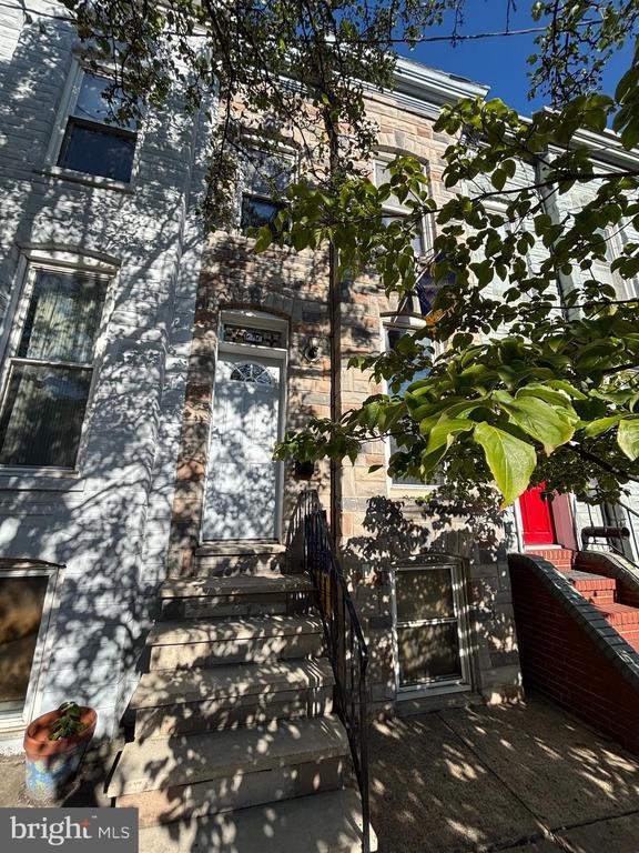Building Photo - 1404 Woodall St Rental