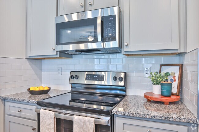 Simmons Trace Rental Homes