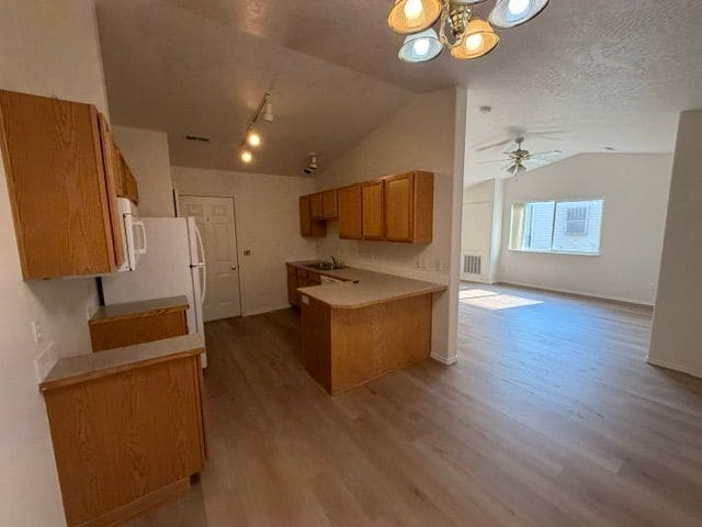 108 E Jadynn Ct