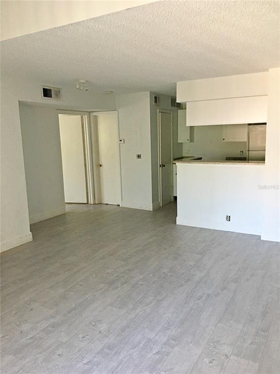 Photo - 375 Lake Ontario Ct Unit 301