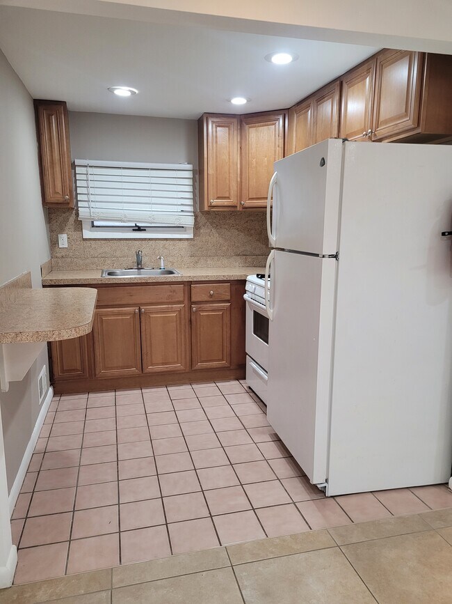 Photo - 322 Sumner Ave Unit #1