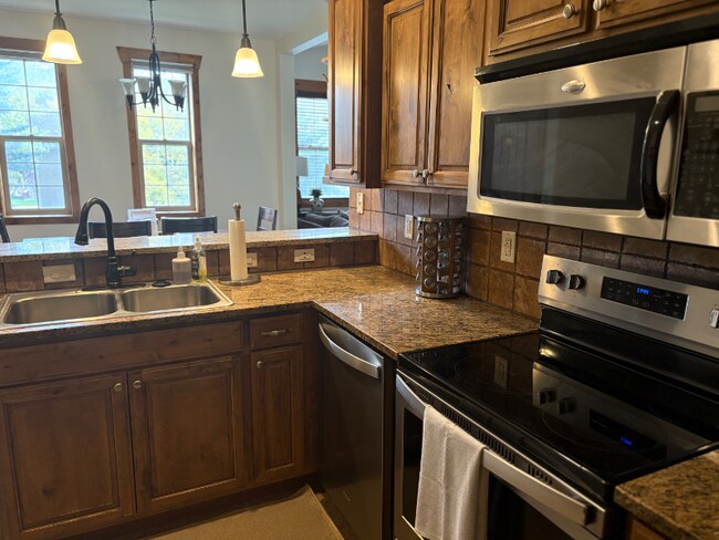 Photo - 715 Moraine Ct Unit 24