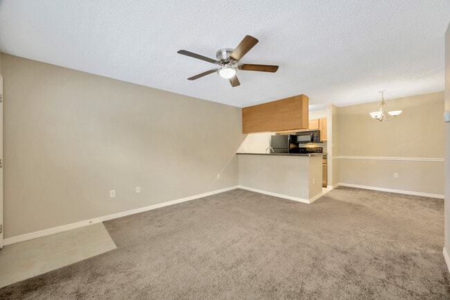 Photo - Lake Parsons Green