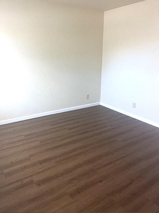 Photo - 42 Washington St