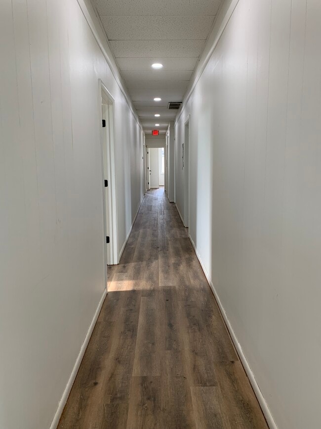 Photo - 19 W Washington St Apt 3