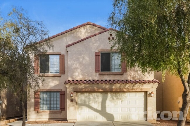 Building Photo - 12922 W Fleetwood Ln