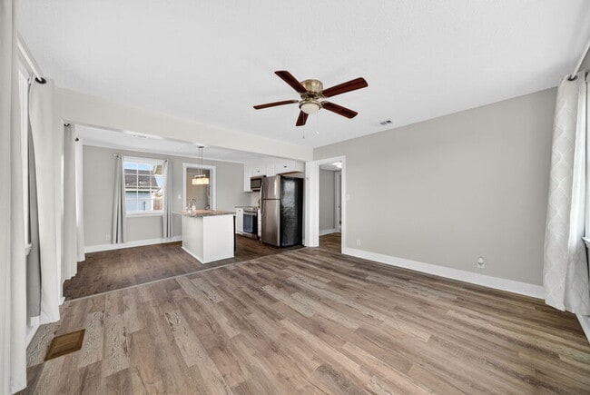 Photo - 1114 McKenzie Ave