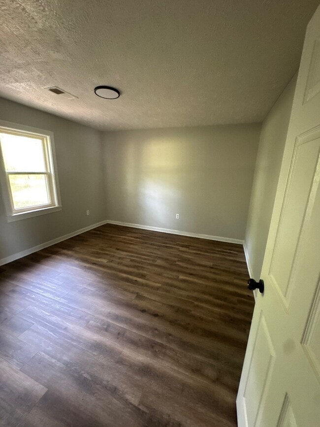 Photo - 811 Scott St