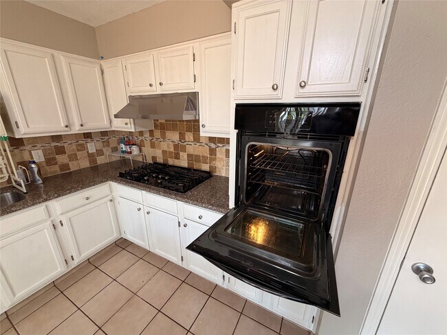 Photo - 3227 Glade Springs Dr
