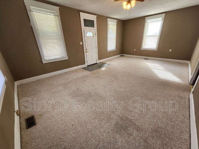 Photo - 706 N Erie St