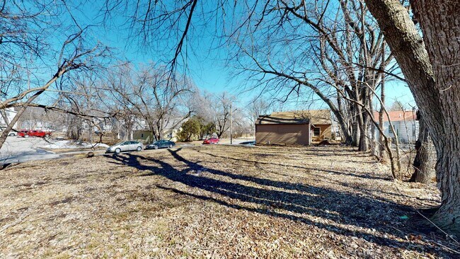 Photo - 135 N Wilmoth Ave