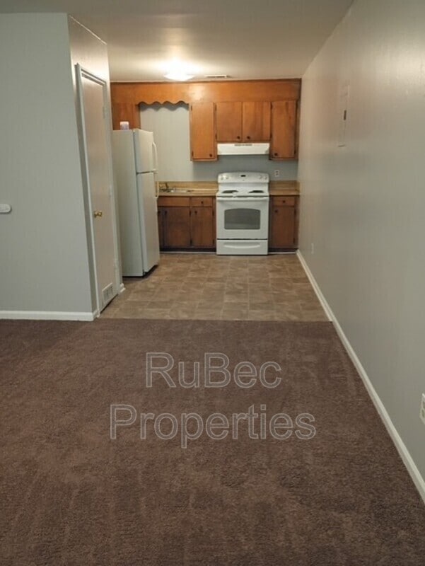 Photo - 408 S Weldon St