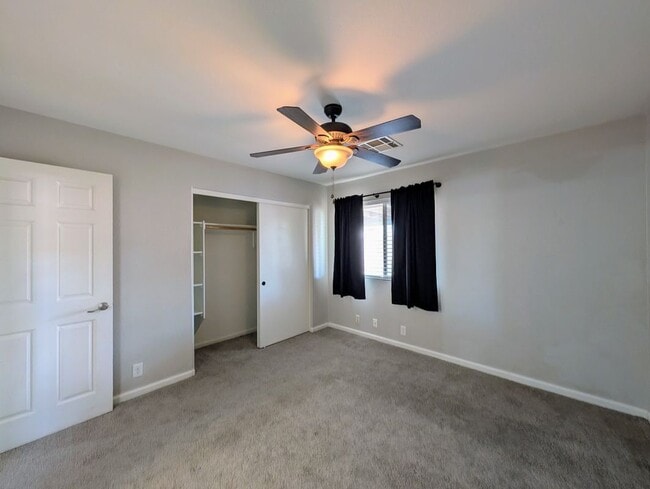 Photo - 15746 W Elm St