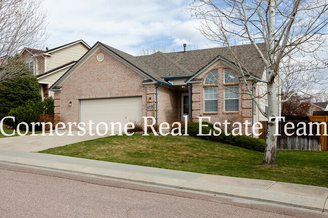 Photo - 670 Maroonglen Ct