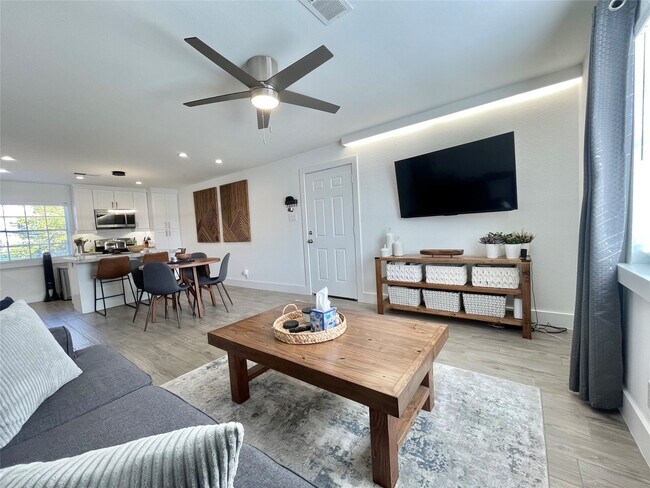 Photo - 1801 Huldy St Unit 18C