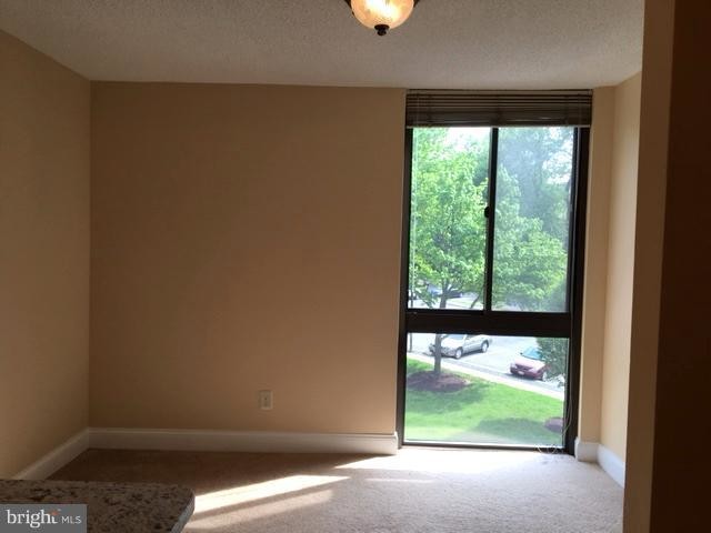 Photo - 2300 Pimmit Dr Unit 204