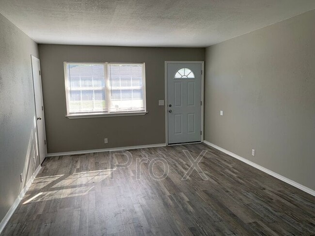 Photo - 3037 W 15th St Unit MO 64801