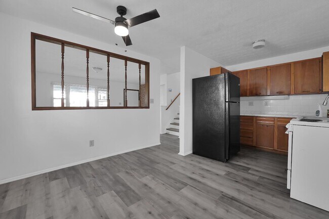 Photo - 3384 Norwalk Rd