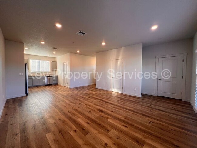 Photo - Woodland Townhome Just Minutes from i5