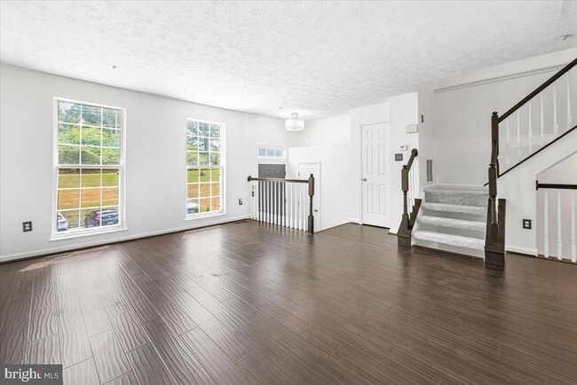 Photo - 11304 Southlakes Dr