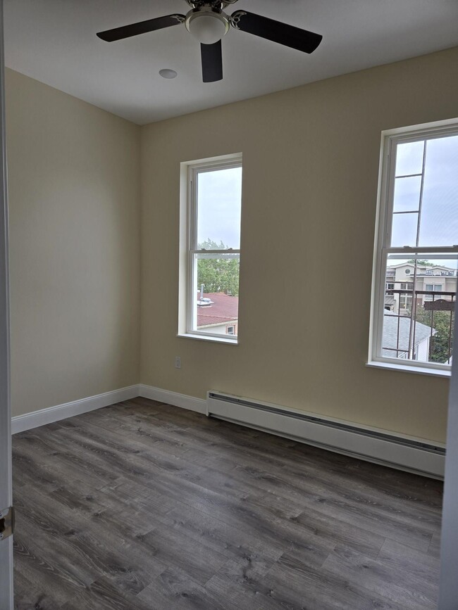 Photo - 200 Anderson Ave Unit 6