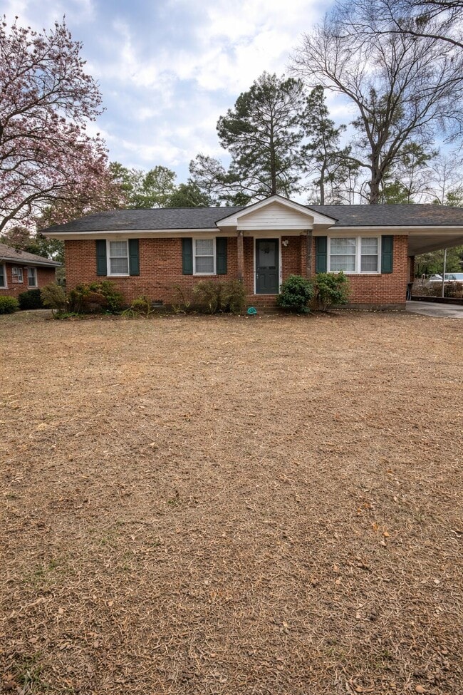 Building Photo - 1808 W Oakland Ave