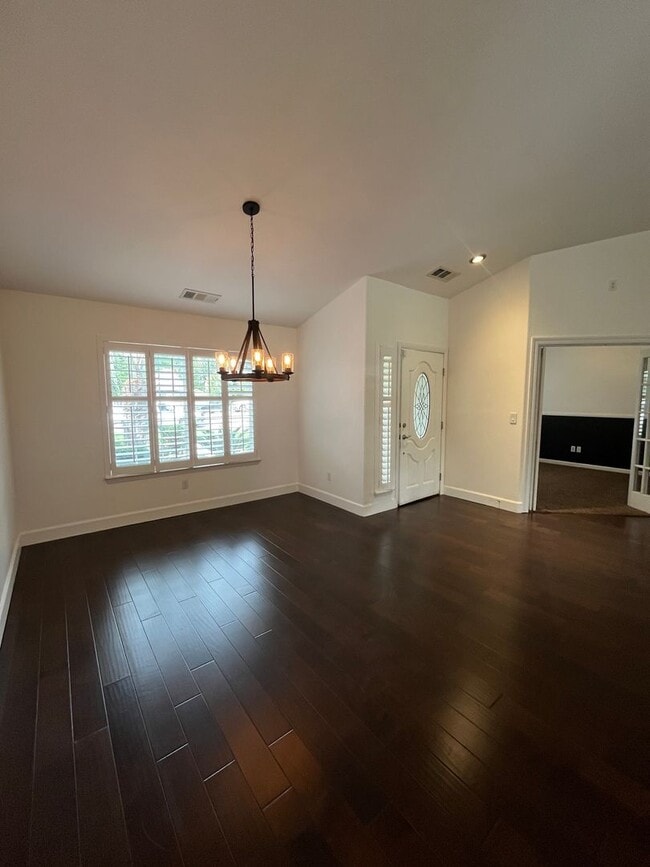 Photo - Beautiful Southside Visalia Home! Coming Soon!