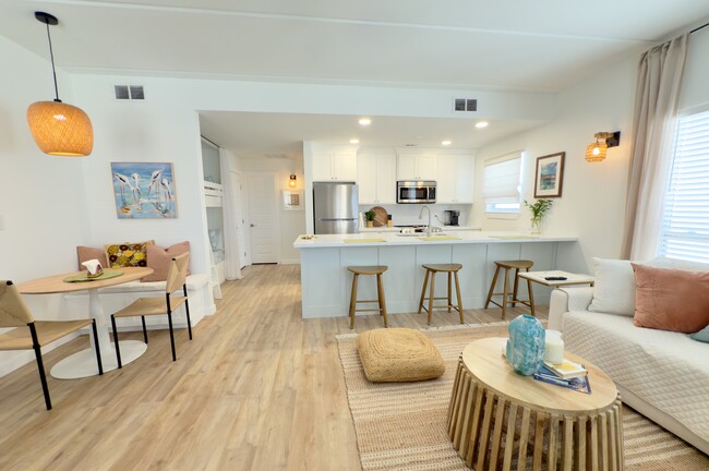 Building Photo - 5701 Gulf Blvd Unit 304 Rental