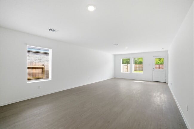 Photo - 31444 Casacalenda Ln