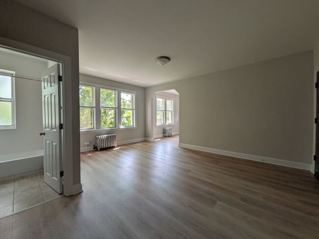 Photo - 2600 N Kimball Ave Unit 411