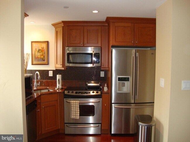 Photo - 1701 Locust St Unidad 1402