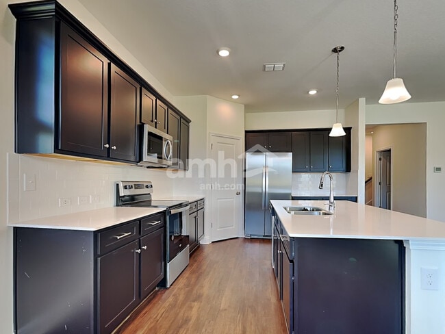 Photo - 27600 St Andrews Ave